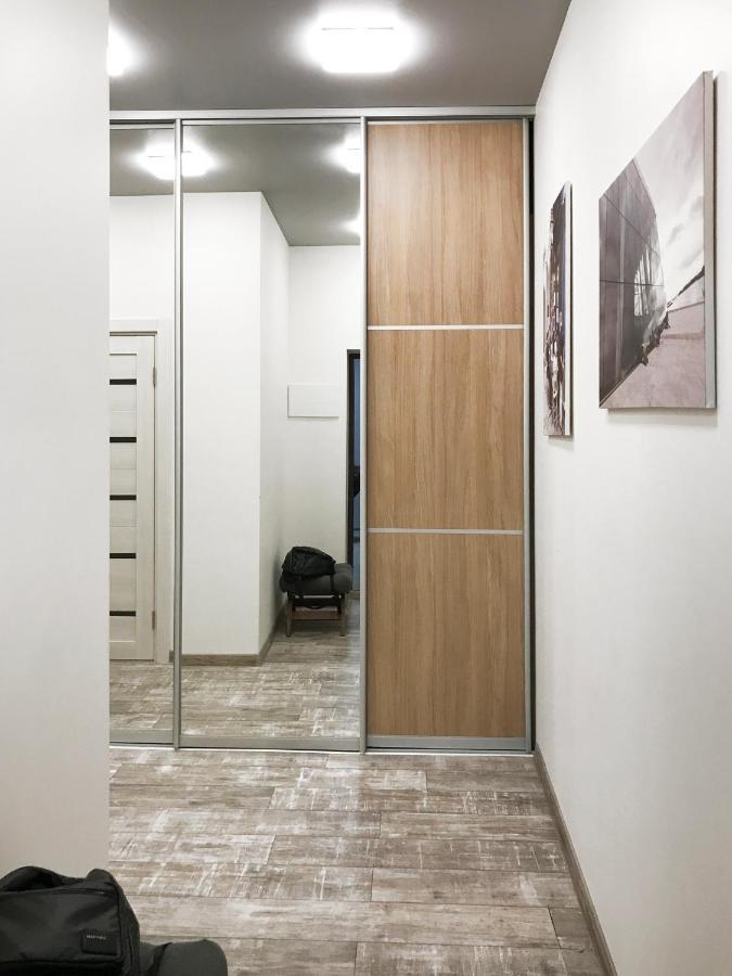 Lion King Lesya Ukrainka Apartment Lviv Bagian luar foto