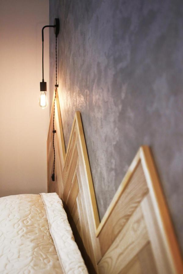 Lion King Lesya Ukrainka Apartment Lviv Bagian luar foto